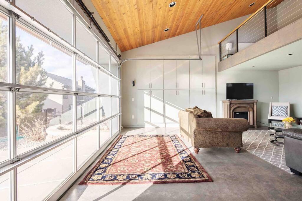 シーダー・シティ Dreamloft And Patio On The Hillヴィラ エクステリア 写真